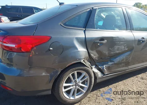 2016 Ford Focus Se z USA, uszkodzony, nr VIN 1FADP3F20GL390765